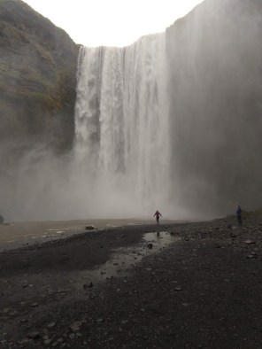 A very large single-drop waterfall.
